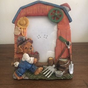 Ceramic Bear Farmer Picture Frame